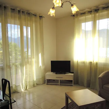 A Dream On The Lake Via Roma Apartment Lierna
