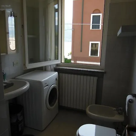 A Dream On The Lake Via Roma Apartment Lierna